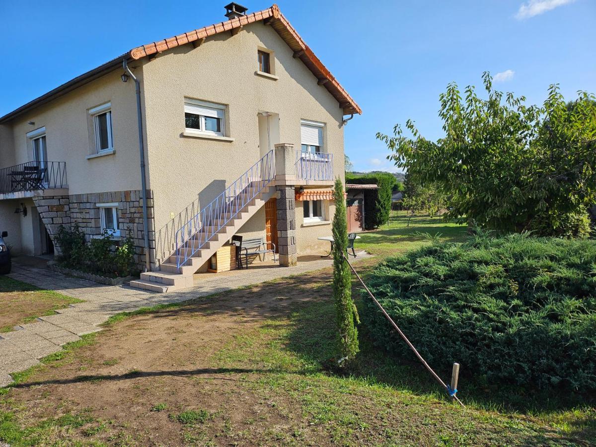 Appartement La Bourzede F3 à Langeac Extérieur photo