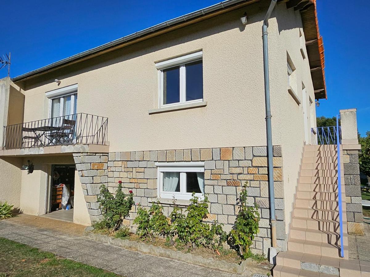 Appartement La Bourzede F3 à Langeac Extérieur photo